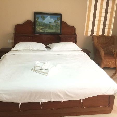 Golden Rooster Hotel Sihanoukville Exterior foto